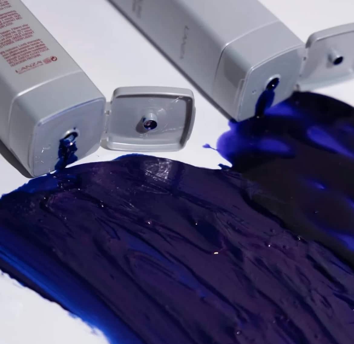 Кондиціонер для для усунення жовтизни LʼANZA Healing ColorCare Silver Brightening Conditioner, 250 ml - 5